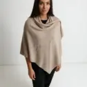 Șal triunghiular damă cappuccino din cașmir și lână, stil poncho