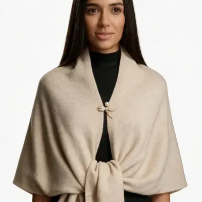Șal triunghiular damă bej deschis din cașmir și lână, stil poncho
