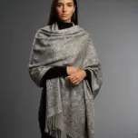Șal damă gri deschis din cașmir și lână – Éclat Light Grey
