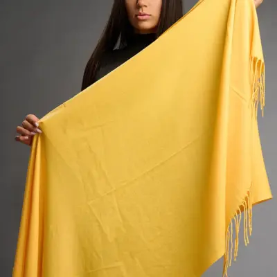 Șal damă din cașmir și lână galben cald – Pure Yellow