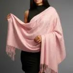 Șal damă roz pudrat din cașmir și lână cu broderie ton pe ton