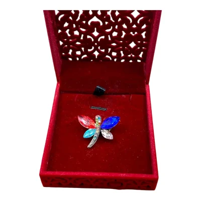 Broșa Fluture Multicolor cu Detalii Strălucitoare (BA25)