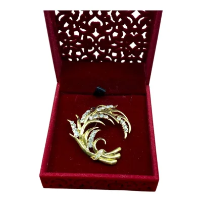 Broșa Aurie cu Cristale Delicate  (BA26)