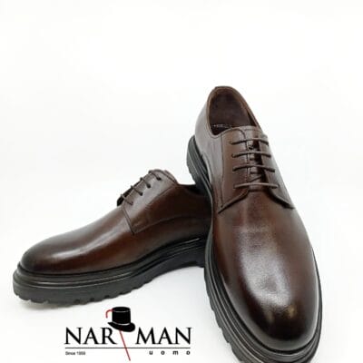 Pantofi eleganți, pentru bărbați, piele ușor lăcuită.Culoare Maro .Marca Narman, PE70