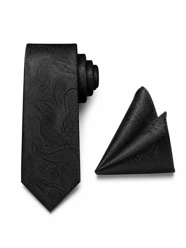 batista si cravata neagra