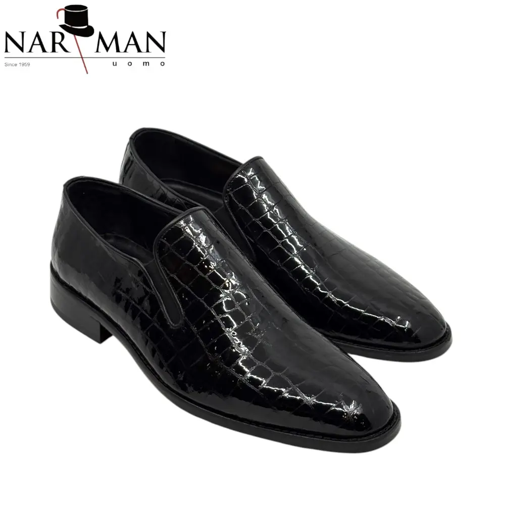 Pantofi Eleganți pentru Bărbați din Piele Lăcuită Neagră, Textură Croco, Fără Șiret Pantofi Eleganți pentru Bărbați din Piele Lăcuită Neagră, Textură Croco, Fără Șiret