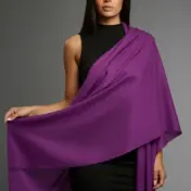 Șal damă din cașmir și lână violet intens – Pure Plum