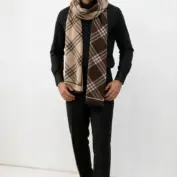fular-barbatesc-doua-fete-geometric-elegance-maro-inchis-maro-deschis