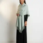 Șal elegant damă bleu pastel din cașmir și lână, model uni