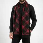 fular-barbatesc-doua-fete-geometric-elegance-negru-bordo