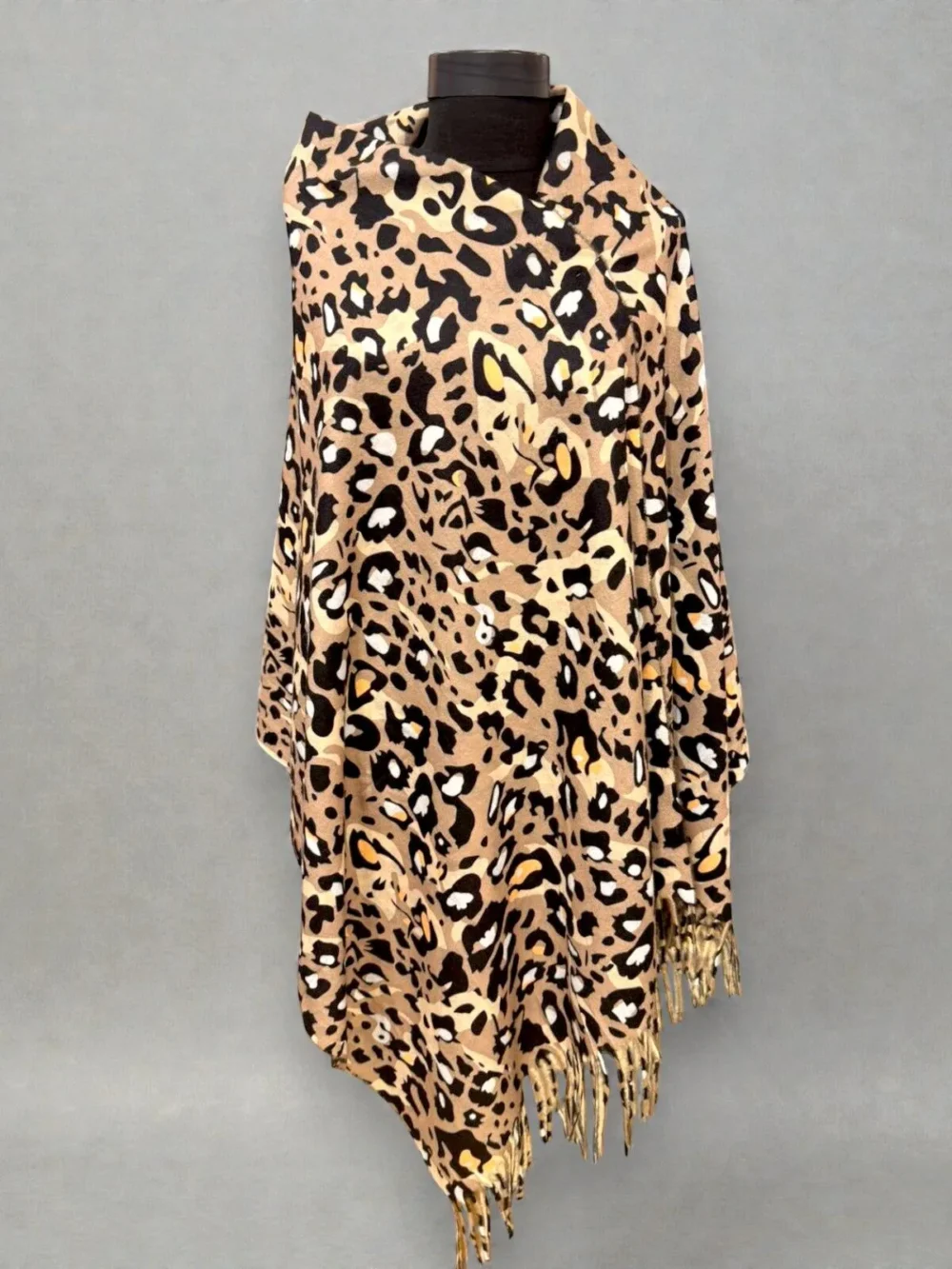 sal-nude-casmir-lana-dama-animal-print sal-nude-casmir-lana-dama-animal-print