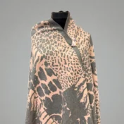 sal-roz-gri-casmir-lana-animal print