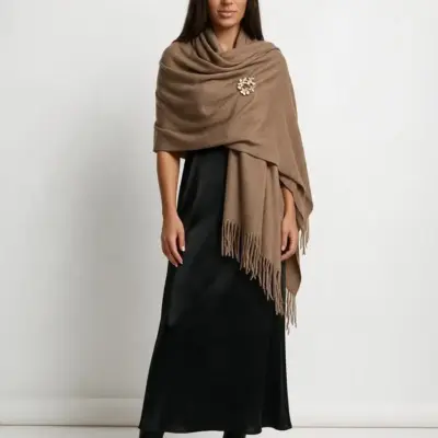 Șal elegant damă maro camel din cașmir și lână, model uni