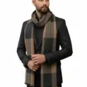 ALT imagine produs Fular bărbătesc din cașmir și lână negru-maro, cu model geometric în carouri Geometric Elegance
